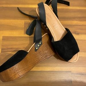 Seychelles shoes barely worn.